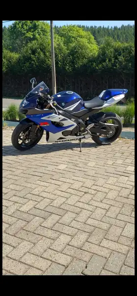Suzuki GSX-R 1000 - foto 2