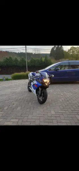 Suzuki GSX-R 1000 - foto 6