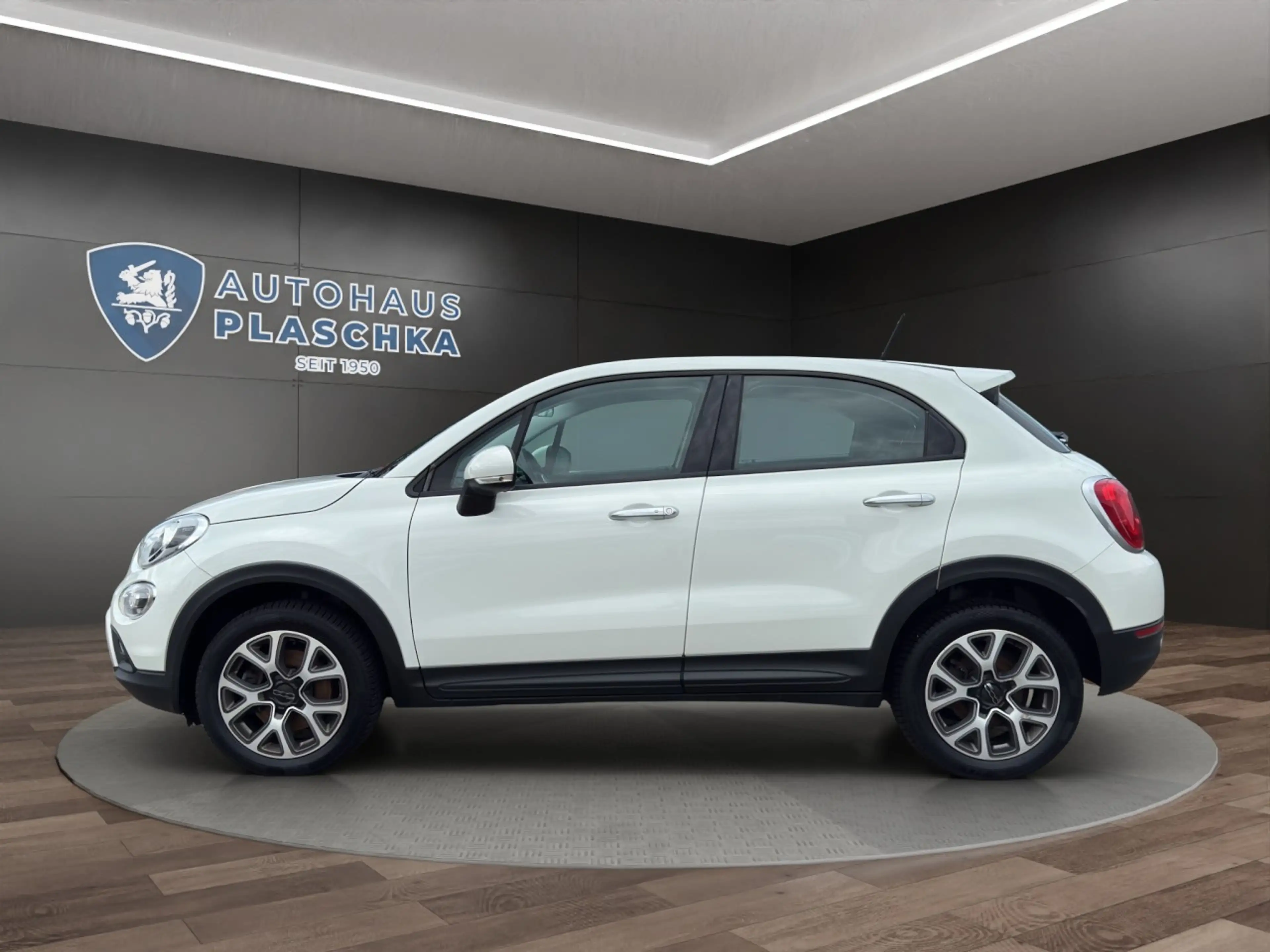Fiat 500X 1.4 SDG MultiAir Cross KLIMA*SHZ*NAVI*PDC Klima — photo 8