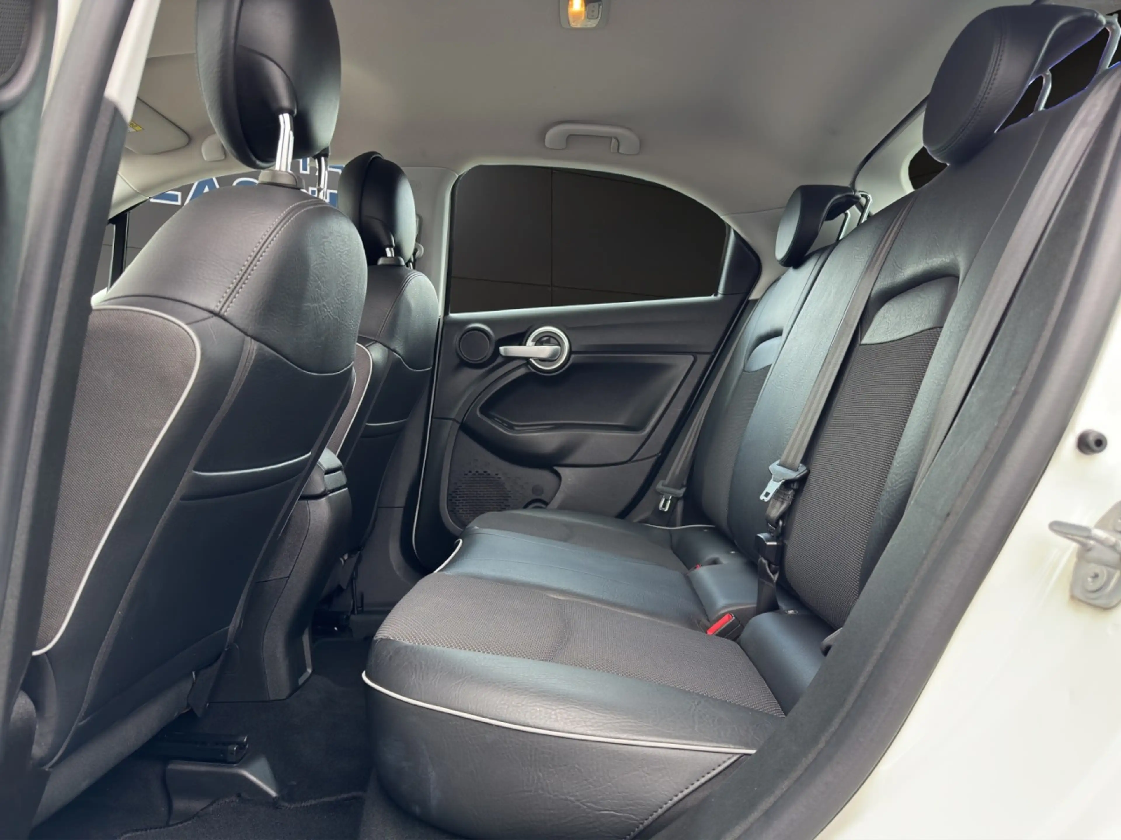 Fiat 500X 1.4 SDG MultiAir Cross KLIMA*SHZ*NAVI*PDC Klima — photo 12