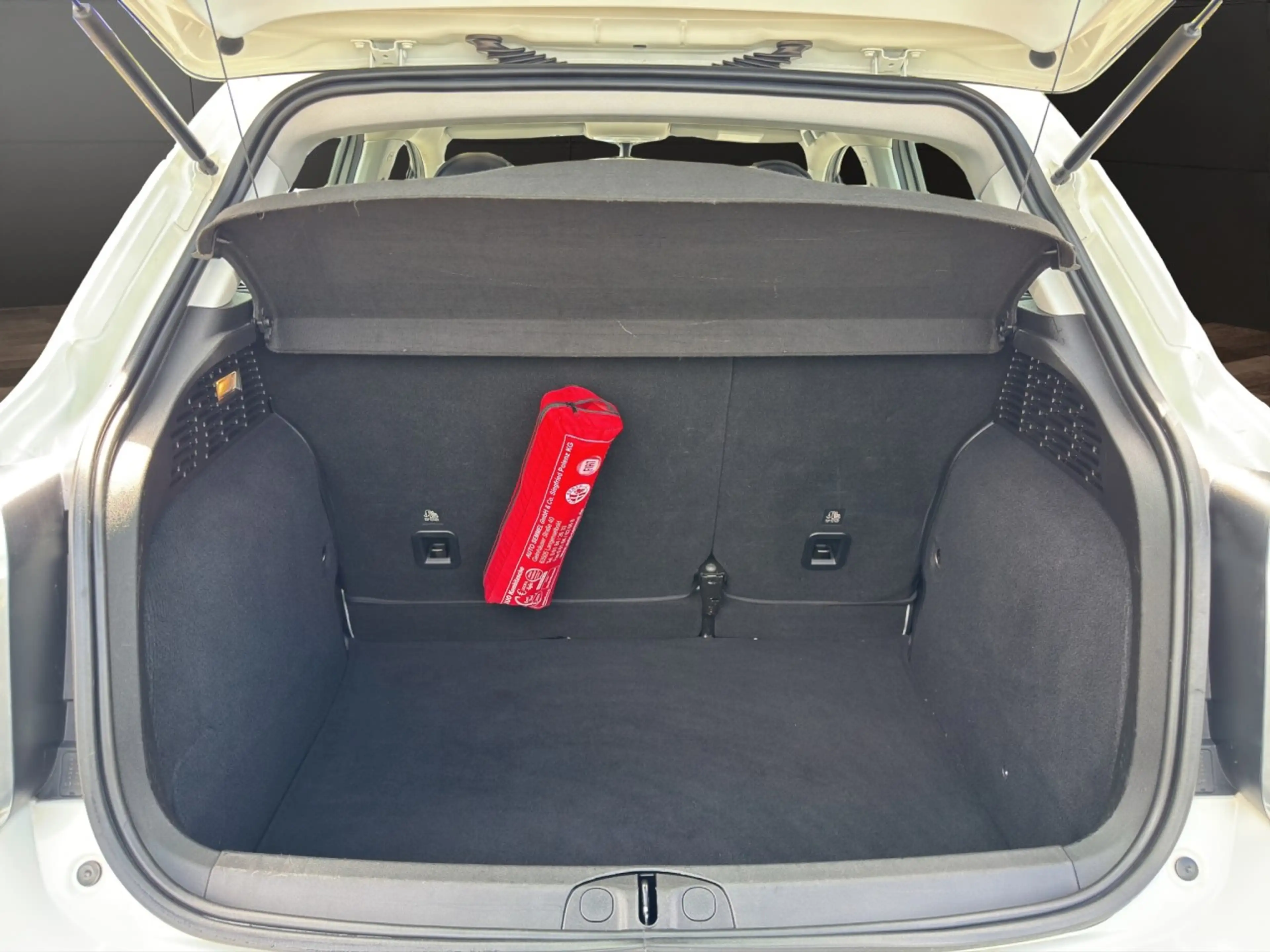 Fiat 500X 1.4 SDG MultiAir Cross KLIMA*SHZ*NAVI*PDC Klima — photo 21