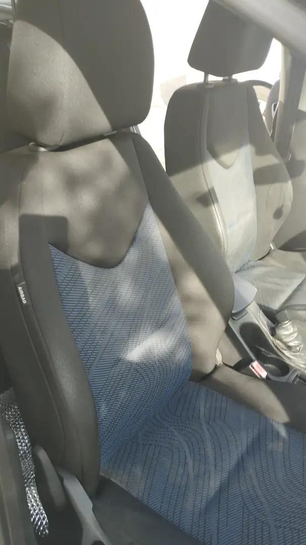 Peugeot 308 1.4 VTi Envy 98 - 2