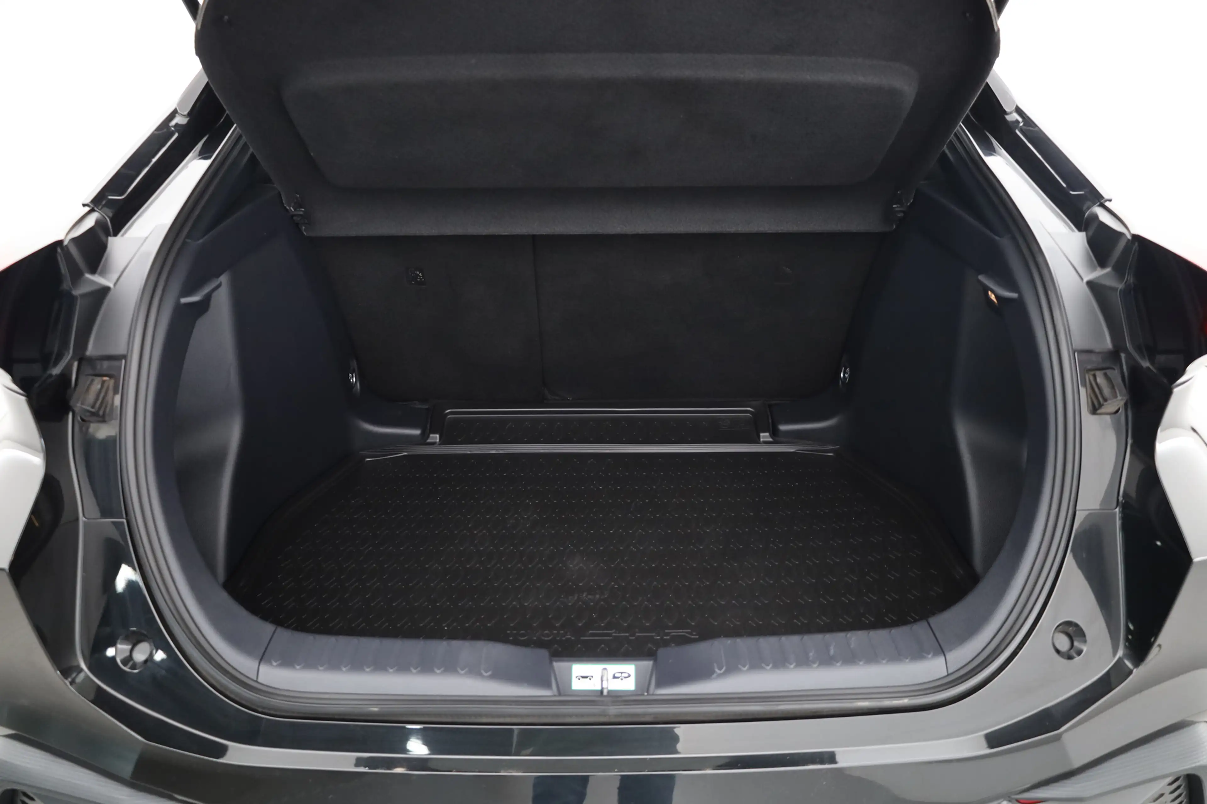 Toyota C-HR 1.8 Hybrid 140 Dynamic | Rijklaar! | Afn. Trekhaak — photo 35