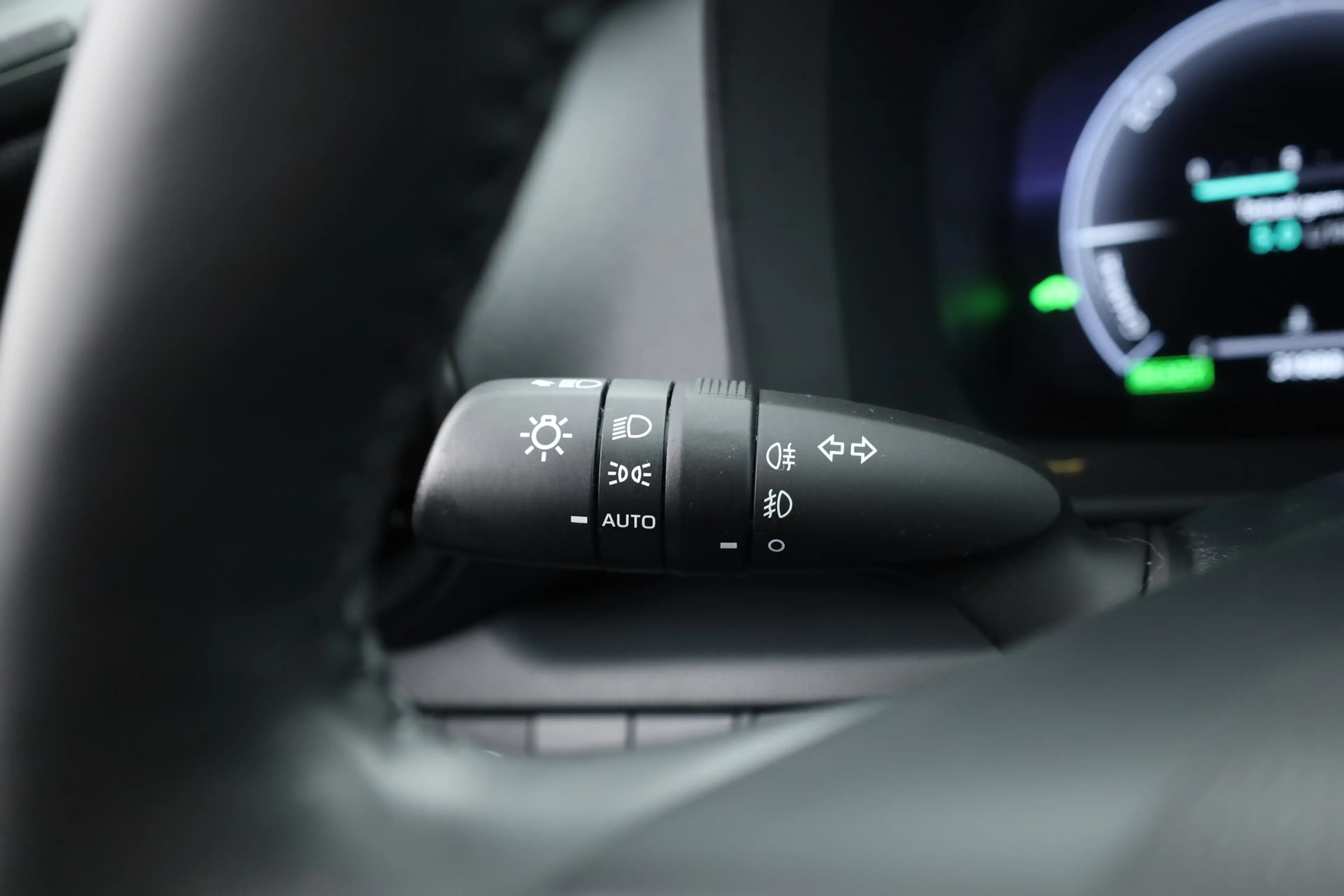 Toyota C-HR 1.8 Hybrid 140 Dynamic | Rijklaar! | Afn. Trekhaak — photo 14