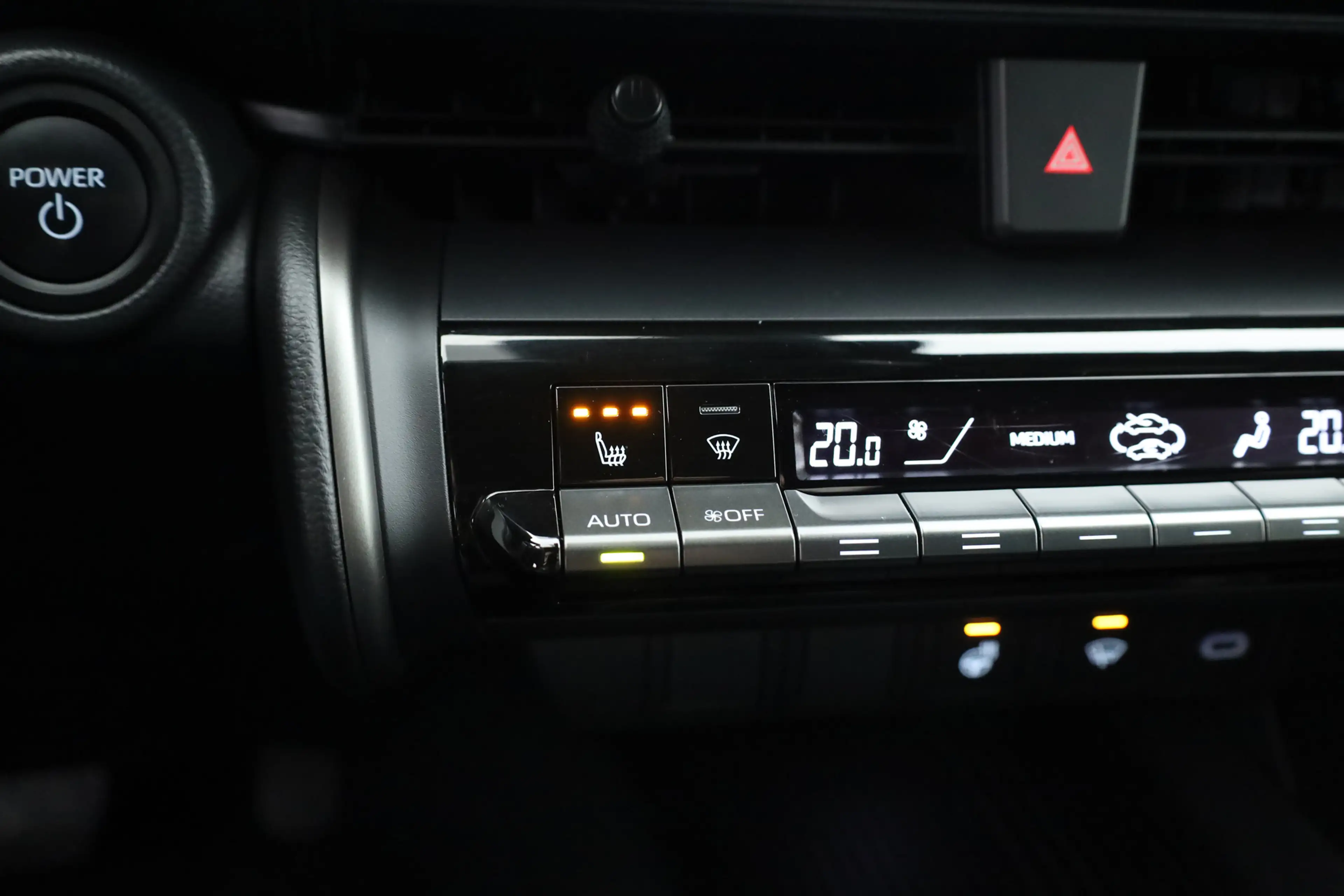 Toyota C-HR 1.8 Hybrid 140 Dynamic | Rijklaar! | Afn. Trekhaak — photo 29