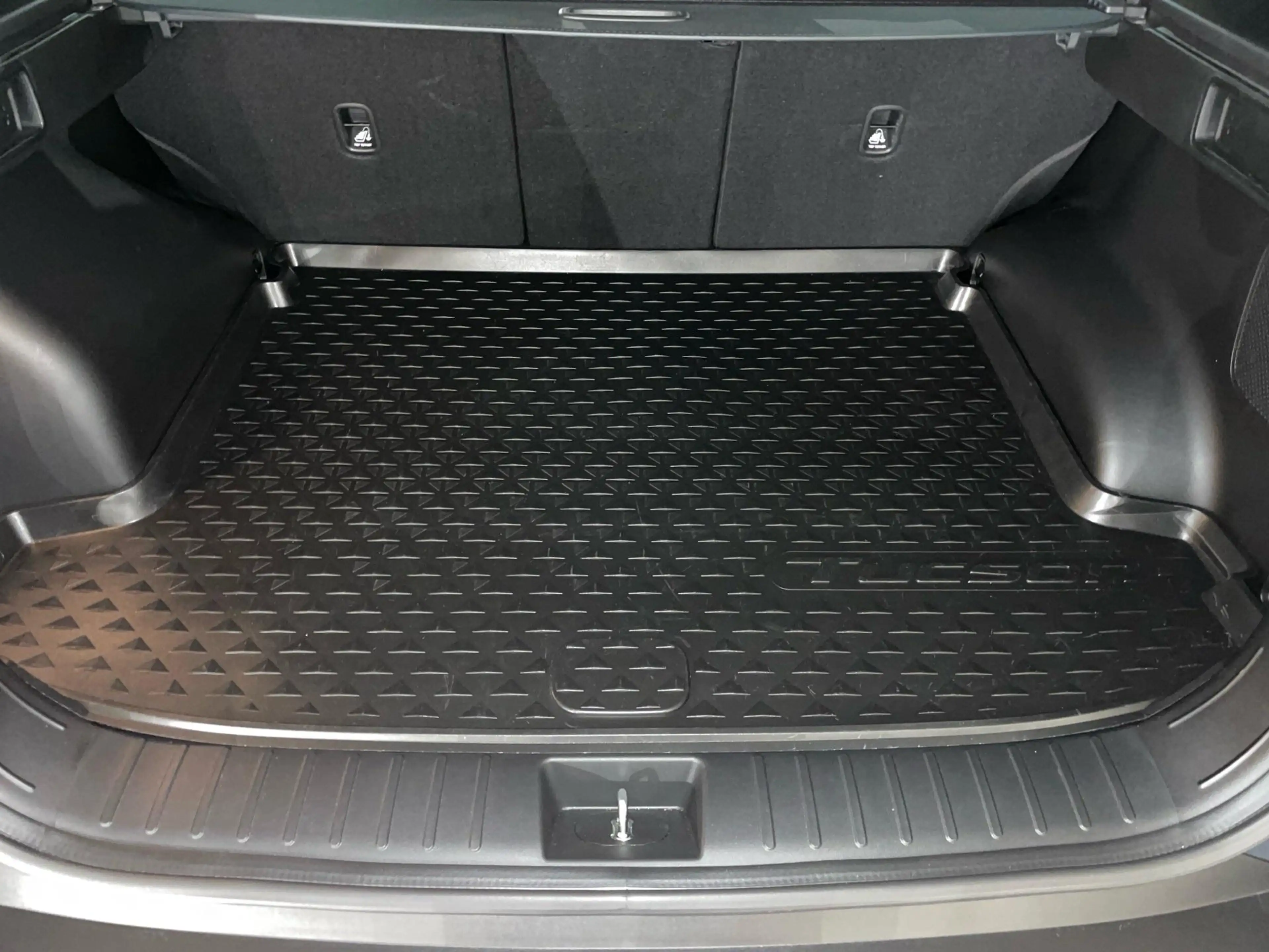 Hyundai TUCSON 1.6 T-GDi Hybrid 4x4 Shine — photo 12