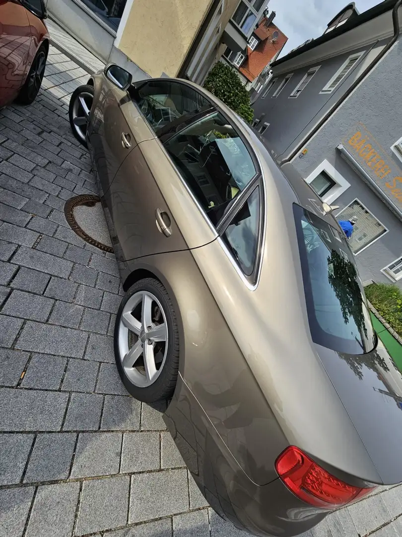 Audi A4 Ambition quattro Beige - 2