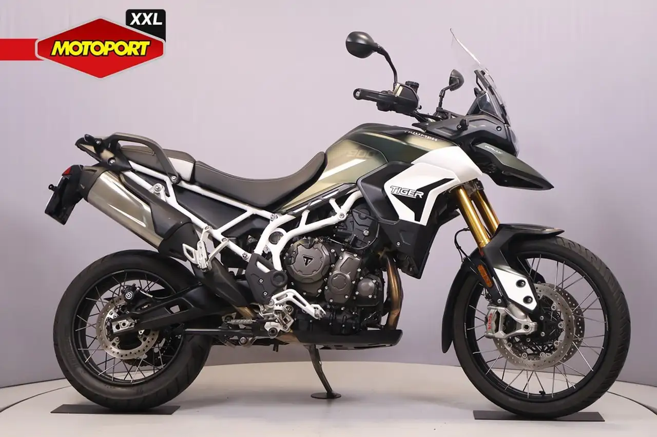 Triumph Tiger 900