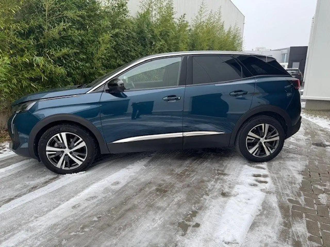 Peugeot 3008 3008 Hybrid 136 e-DSC6 Allure 6
