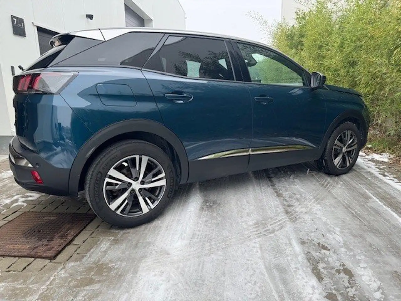Peugeot 3008 3008 Hybrid 136 e-DSC6 Allure 14