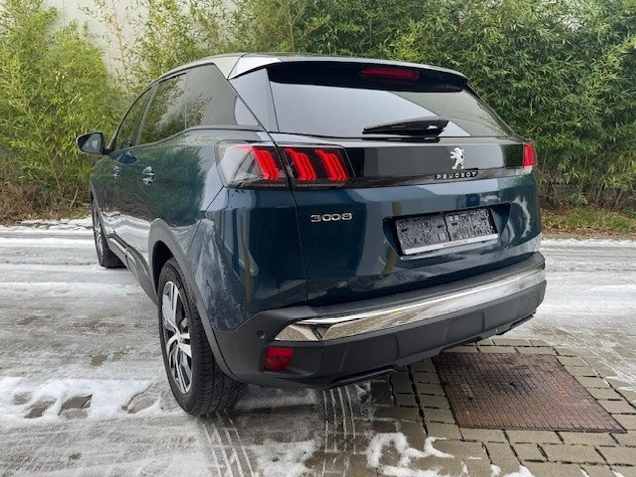 Peugeot 3008 3008 Hybrid 136 e-DSC6 Allure 9