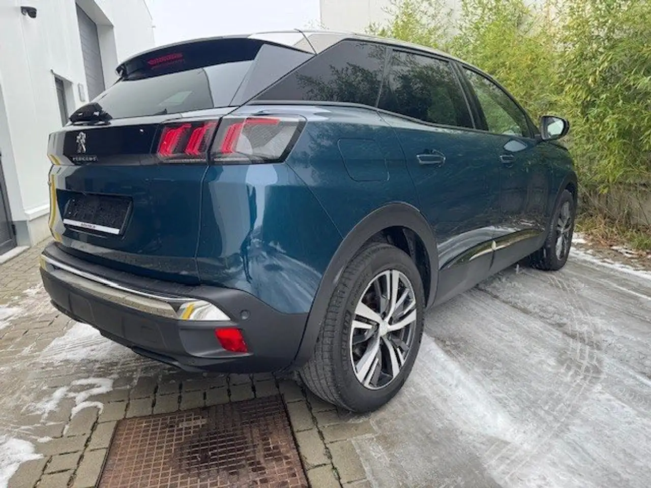 Peugeot 3008 3008 Hybrid 136 e-DSC6 Allure 13