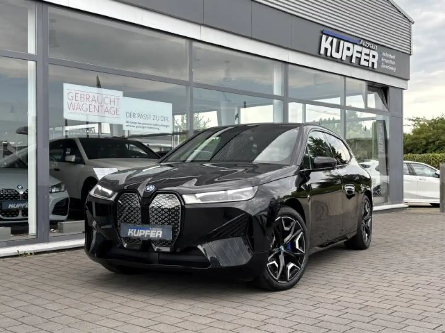 BMW iX xDrive50 Sportpak.AHK°22-PANO°Mass.Luftfed. Negru - 1