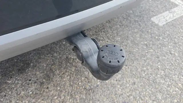 Audi Q3 view 13