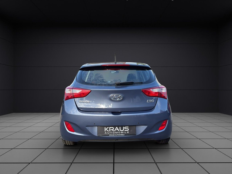 Hyundai i30 1.4 Trend KLIMA PDC MFL SHEFT 2HD ABS 5Türer — photo 5
