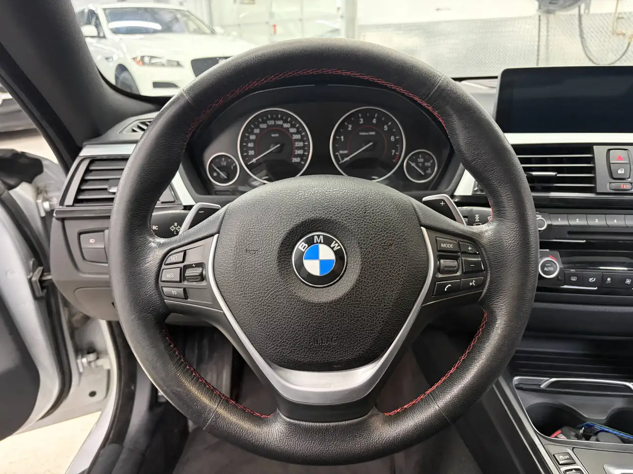 BMW 4 Series photo BMW 4 Series