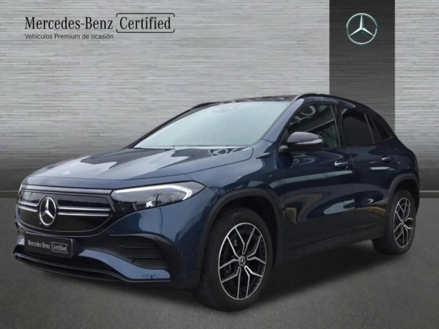 Mercedes-Benz EQA 250 AMG Line Azul - 1