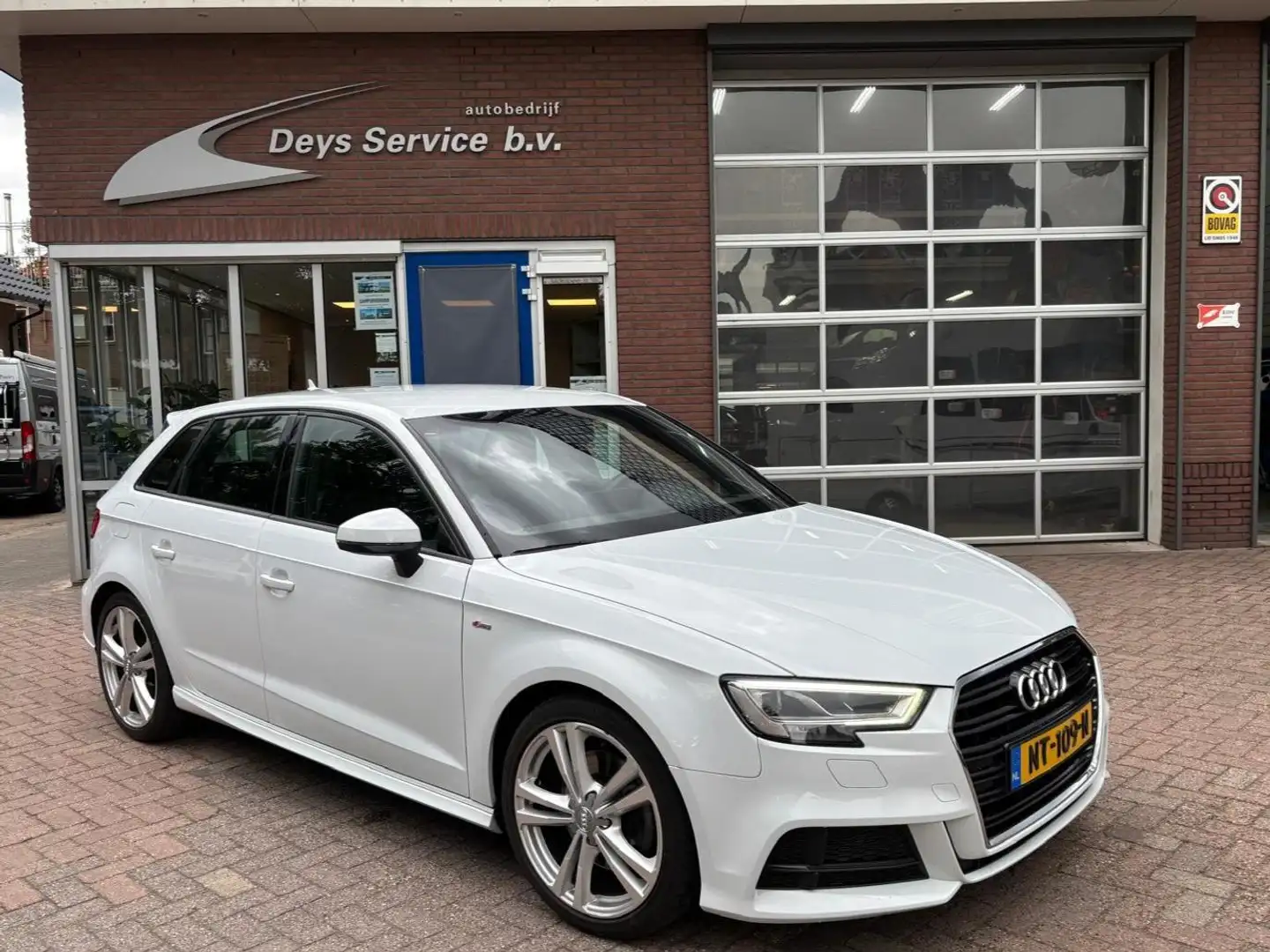 Audi A3 Sportback 2.0 TFSI Sport S Line Edition | Clima | Wit - 1