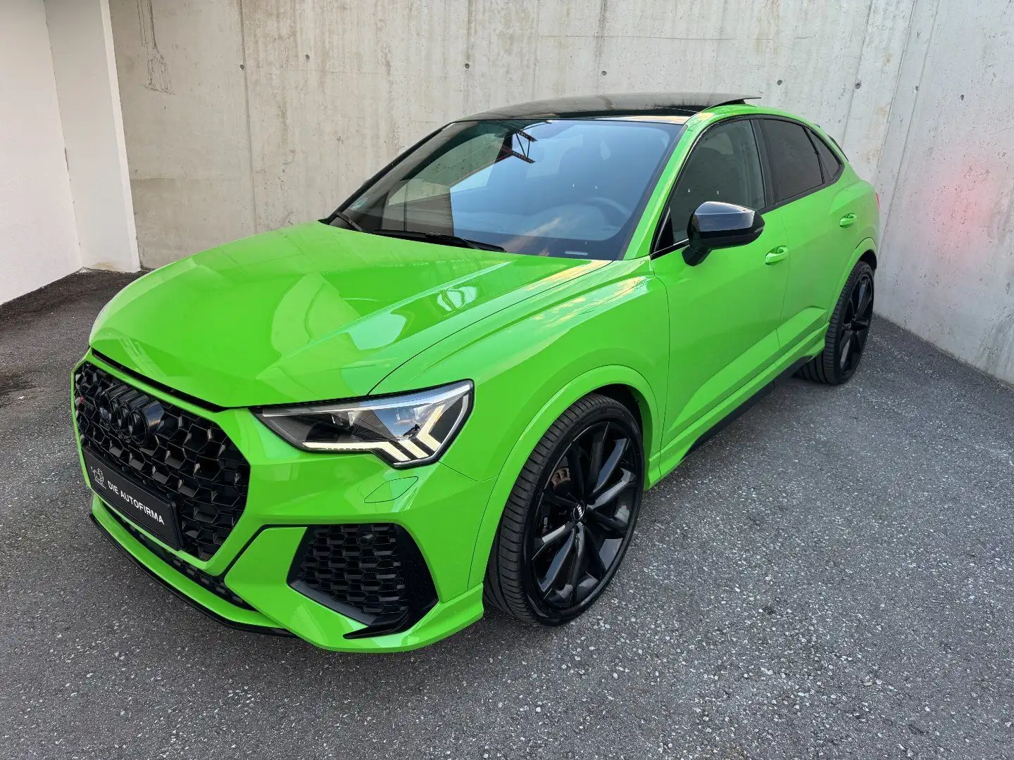 Audi RS Q3 Sportback 2.5 TFSI **PANORAMA**MATRIX LED**VIRTUA Grün - 1