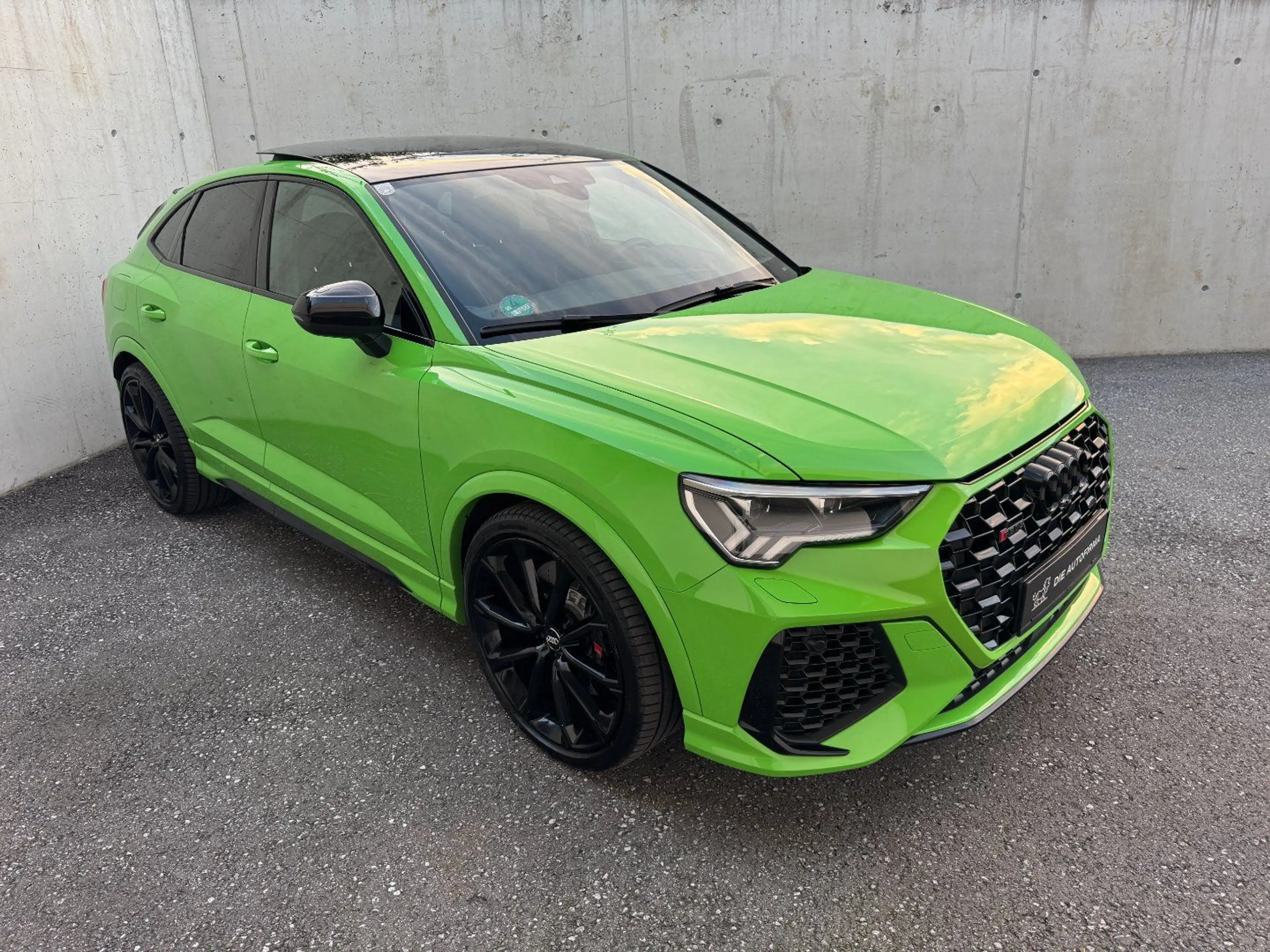 Audi RS Q3 Sportback 2.5 TFSI **PANORAMA**MATRIX LED**VIRTUA — photo 7