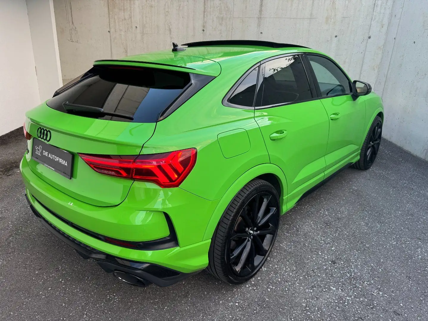 Audi RS Q3 Sportback 2.5 TFSI **PANORAMA**MATRIX LED**VIRTUA Grün - 2