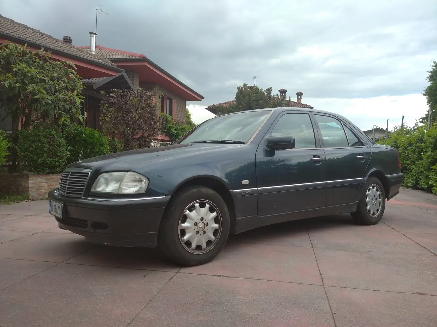 Mercedes-Benz C 250 Classe C - W202 Berlina td Elegance - 2