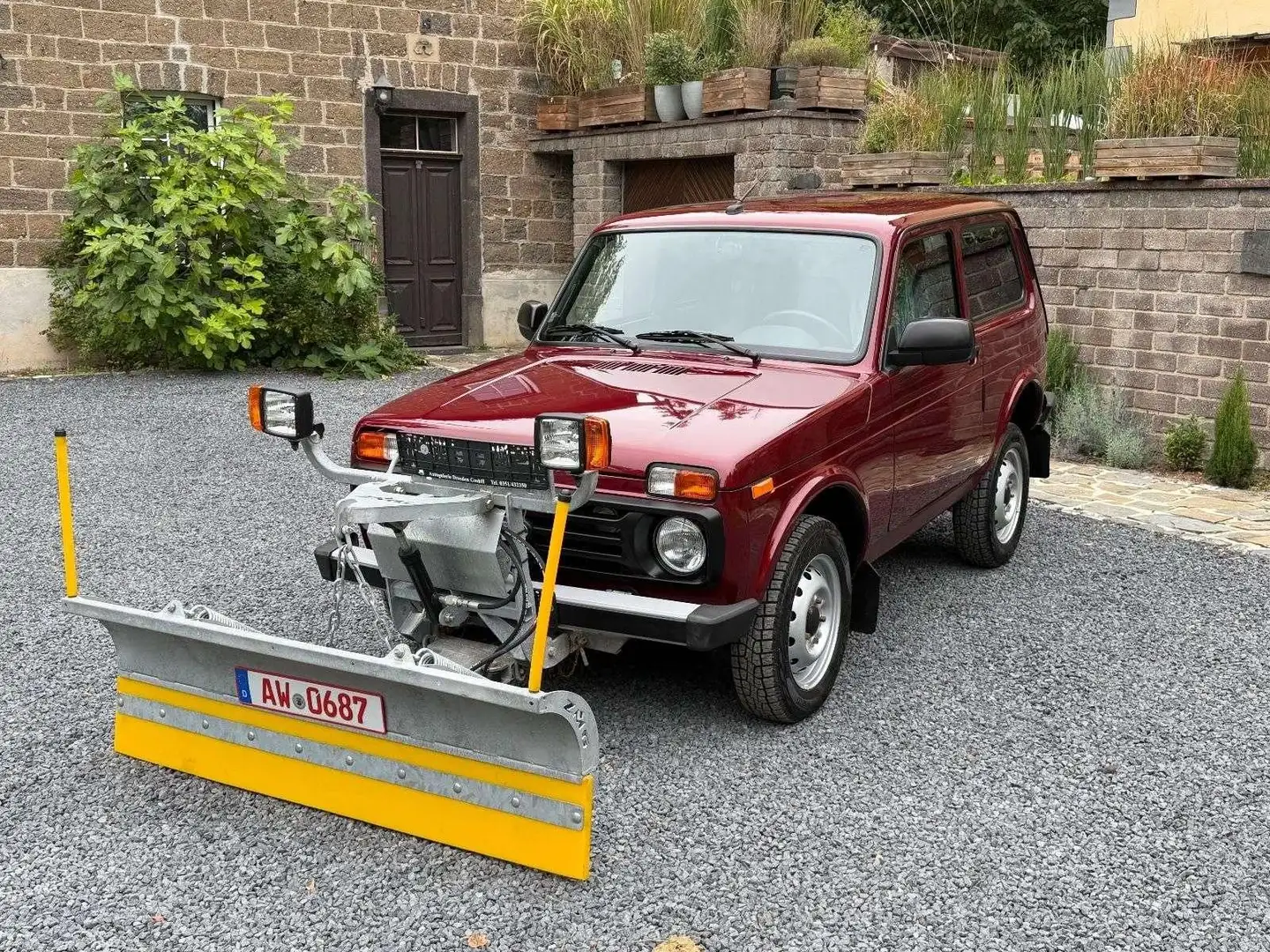 Lada Niva 1.7 Legend Schneeschild Winterdienst Schnee Rot - 2