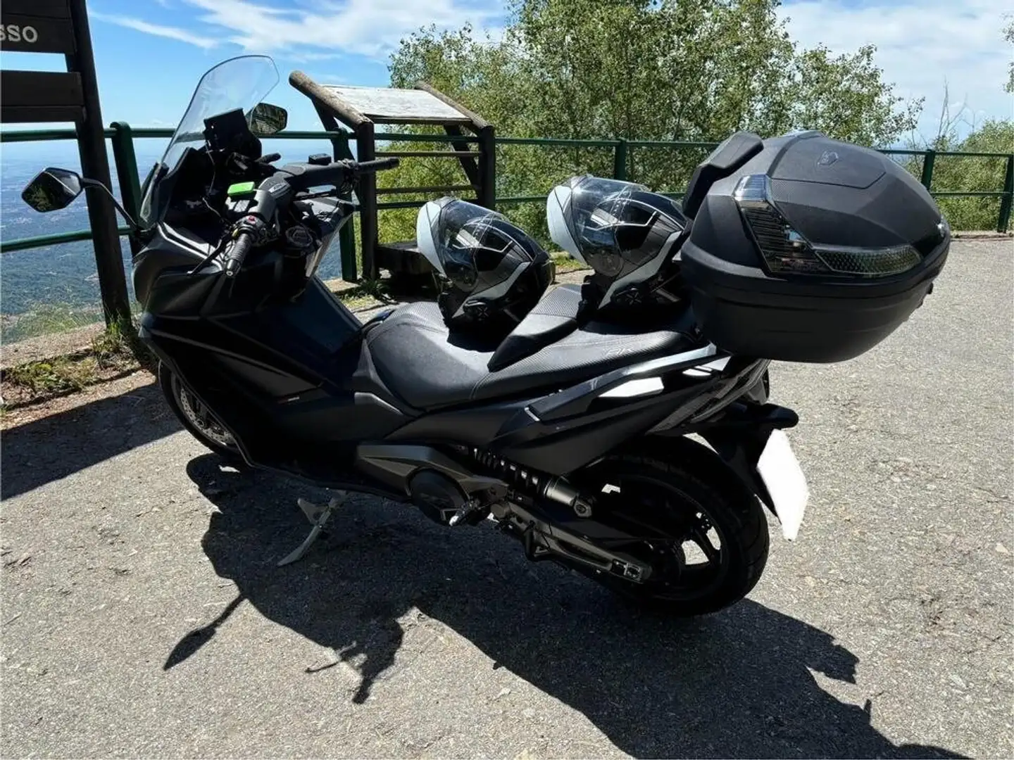 Kymco AK 550 Nero - 2
