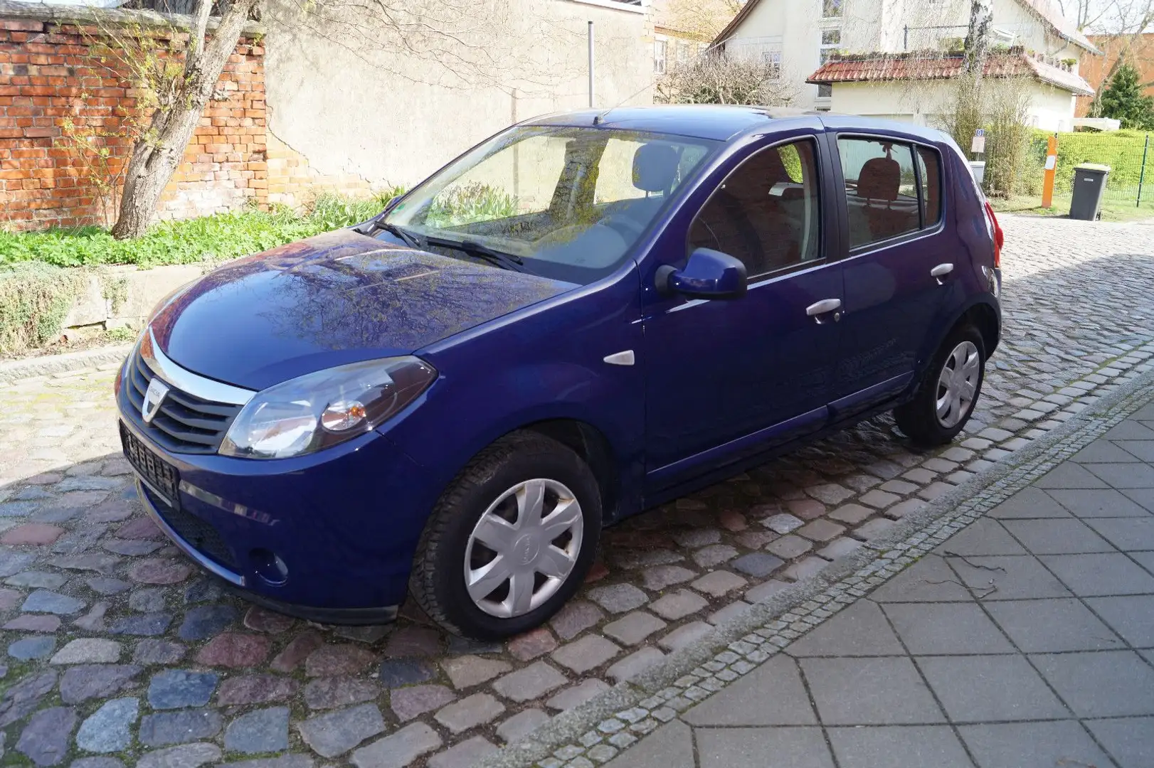 Dacia Sandero Laureate Blue - 1