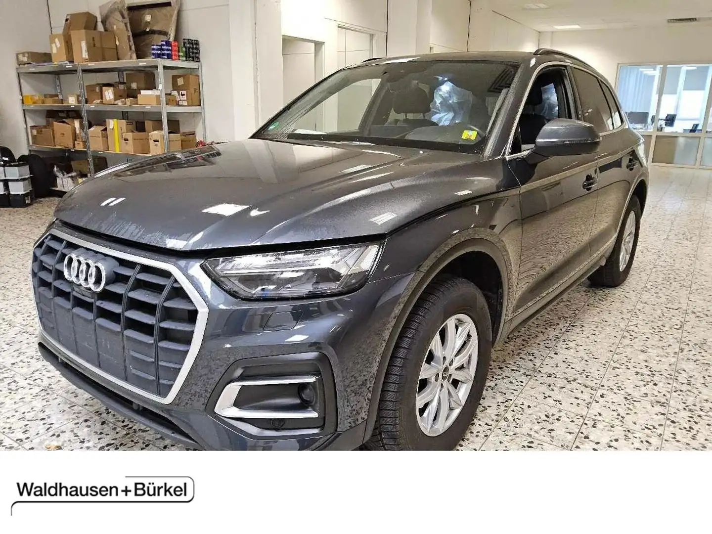 Audi Q5 50 2.0 TFSIe quattro S-tronic Panorama Klima Navi Grau - 1