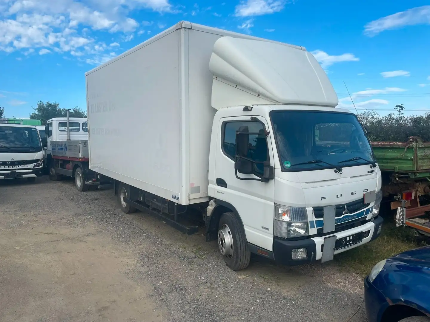 Mitsubishi Fuso Hybrid 7C15 Weiß - 1