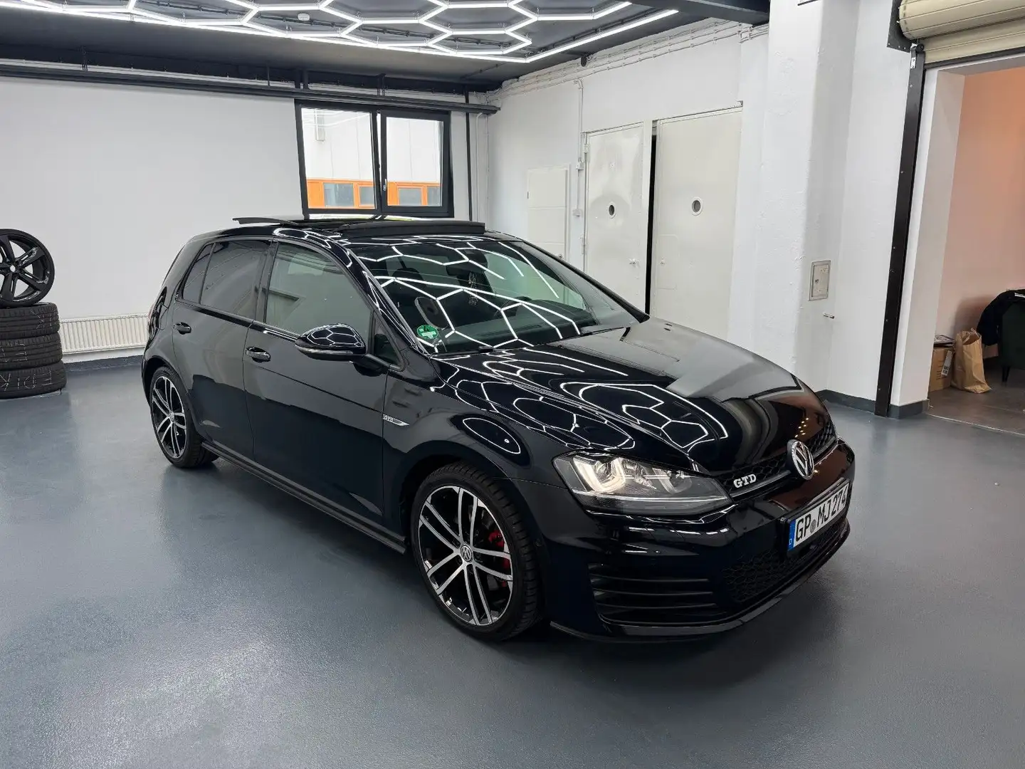 Volkswagen Golf VII Lim. GTD BMT*ACC*DCC*KAMERA*PANORAMA* Negro - 2