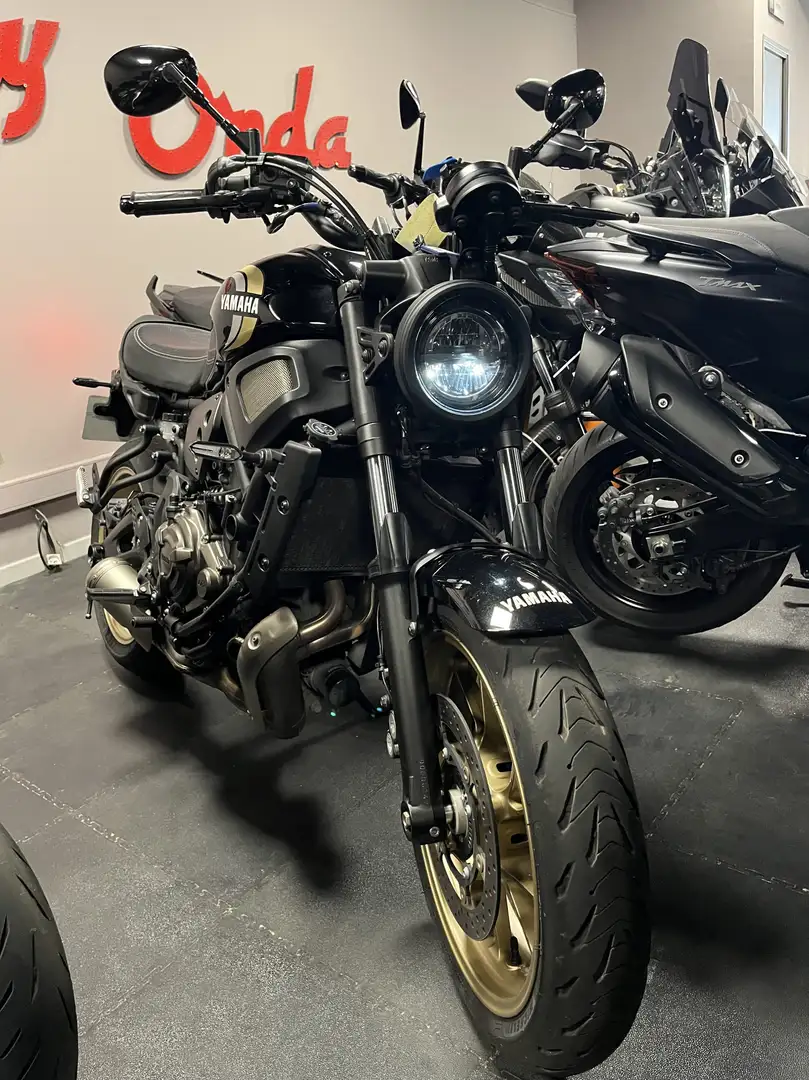Yamaha XSR 700 - 1
