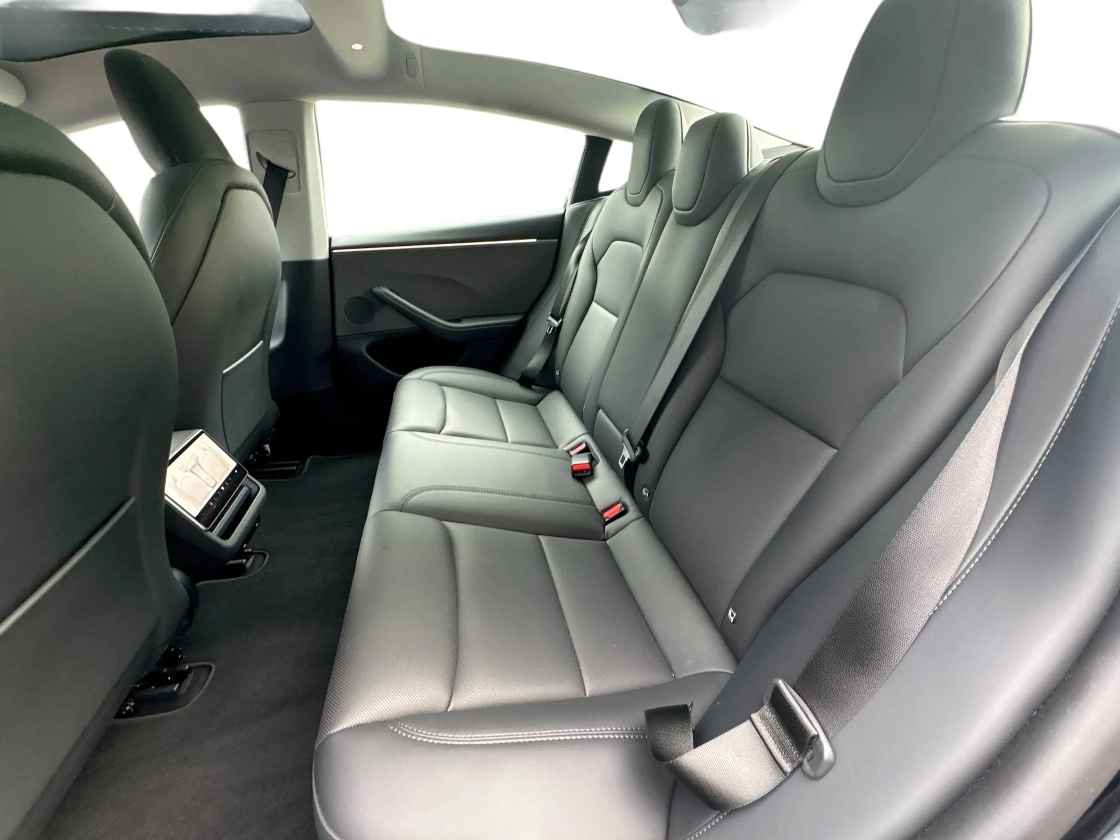 Tesla Model 3 Long Range AWD/Certified Pre owned — photo 15