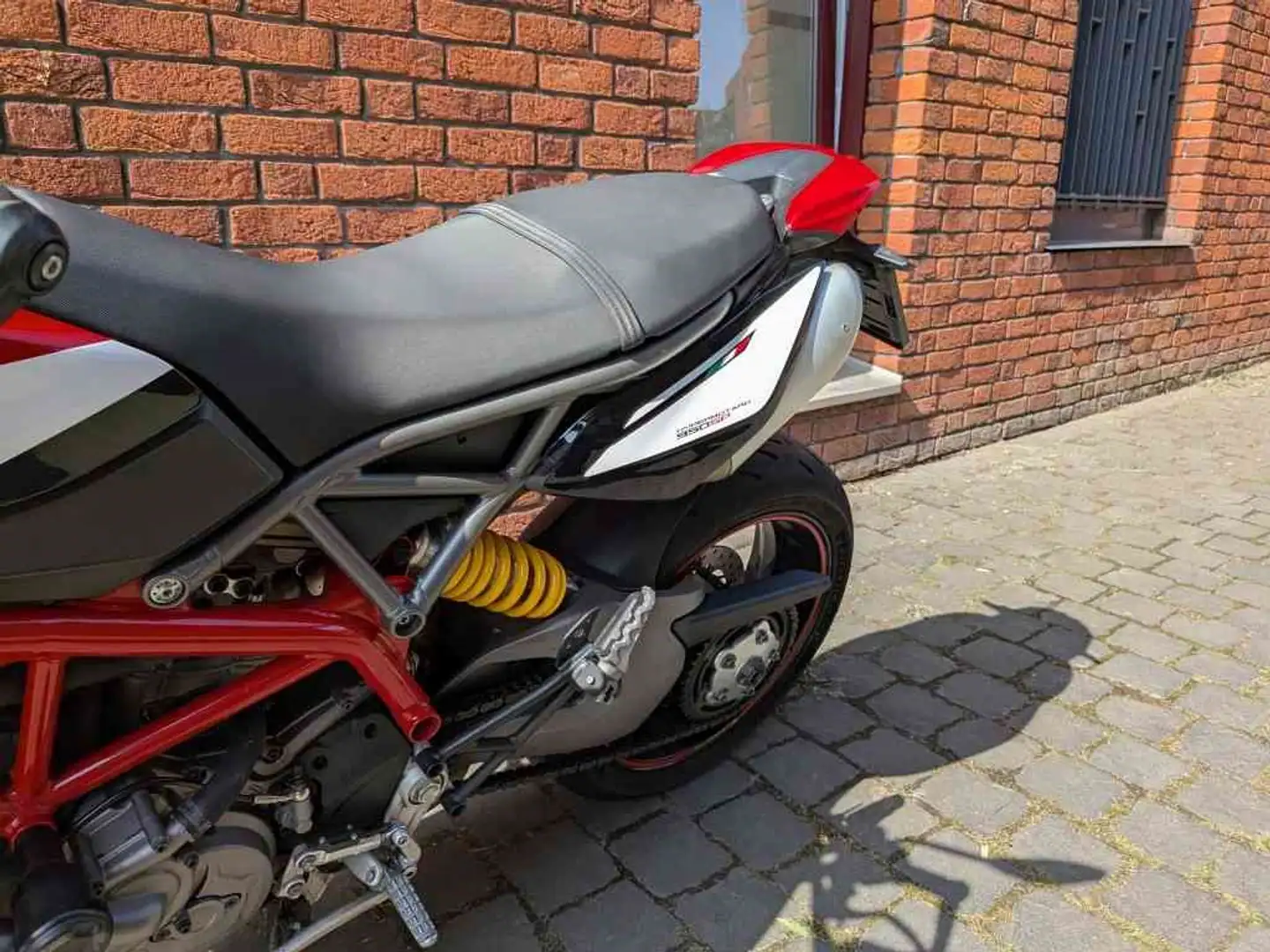 Ducati Hypermotard 950 Rood - 2
