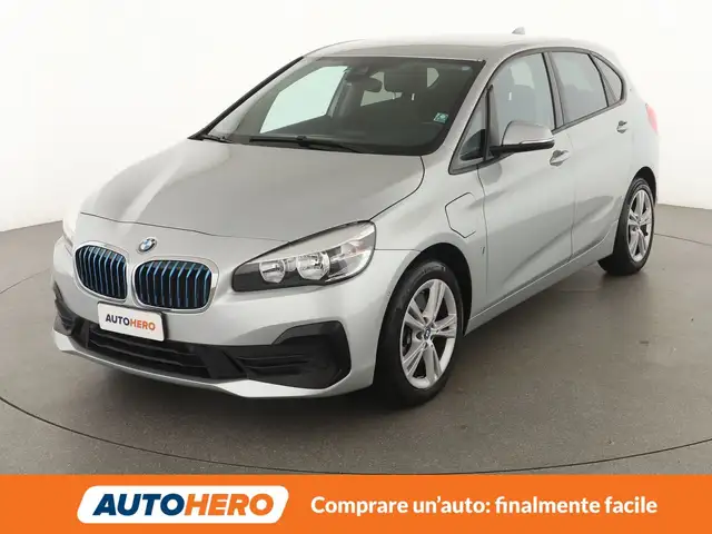 BMW 225