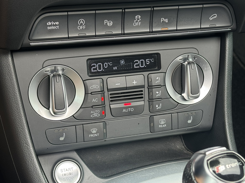 Audi Q3 2.0 TDI quattro 3x S-line Leder Pano Dodehoek Led — photo 5