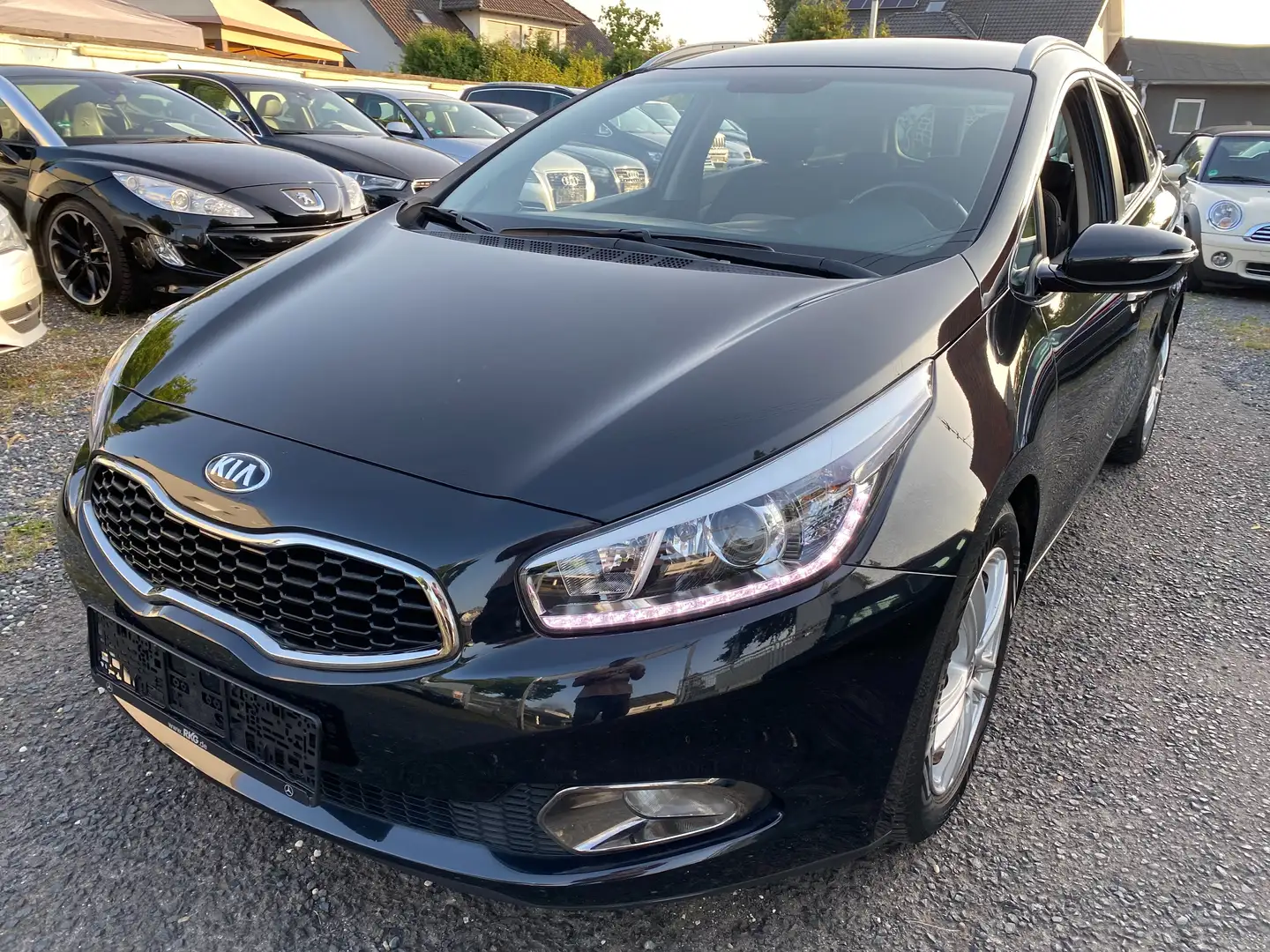 Kia Ceed SW / cee'd SW Edition 7 Schwarz - 1