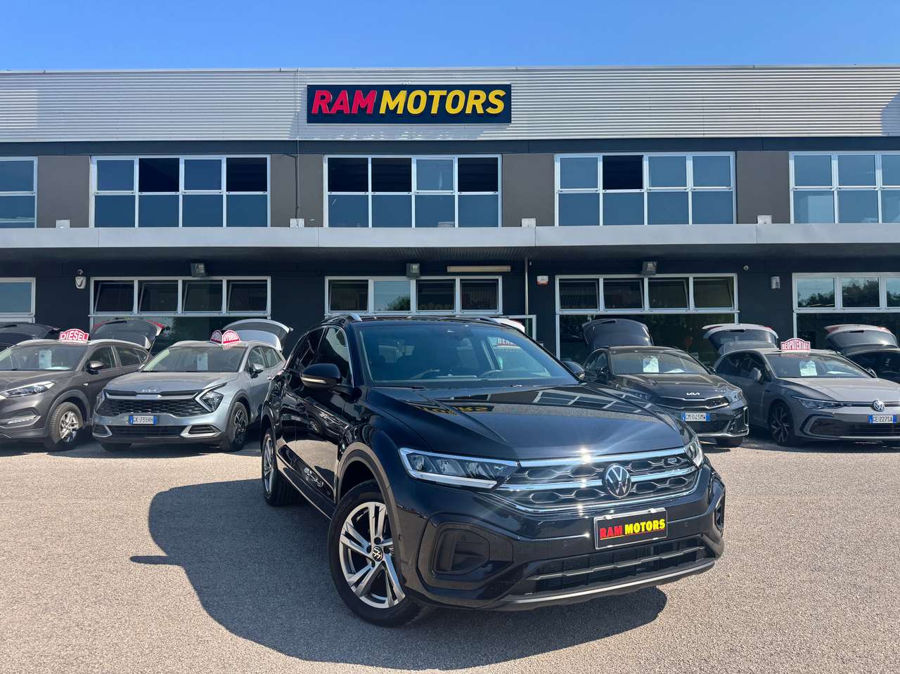Volkswagen T-Roc T-Roc I 2022 1.0 tsi R-Line 110cv neopatentati