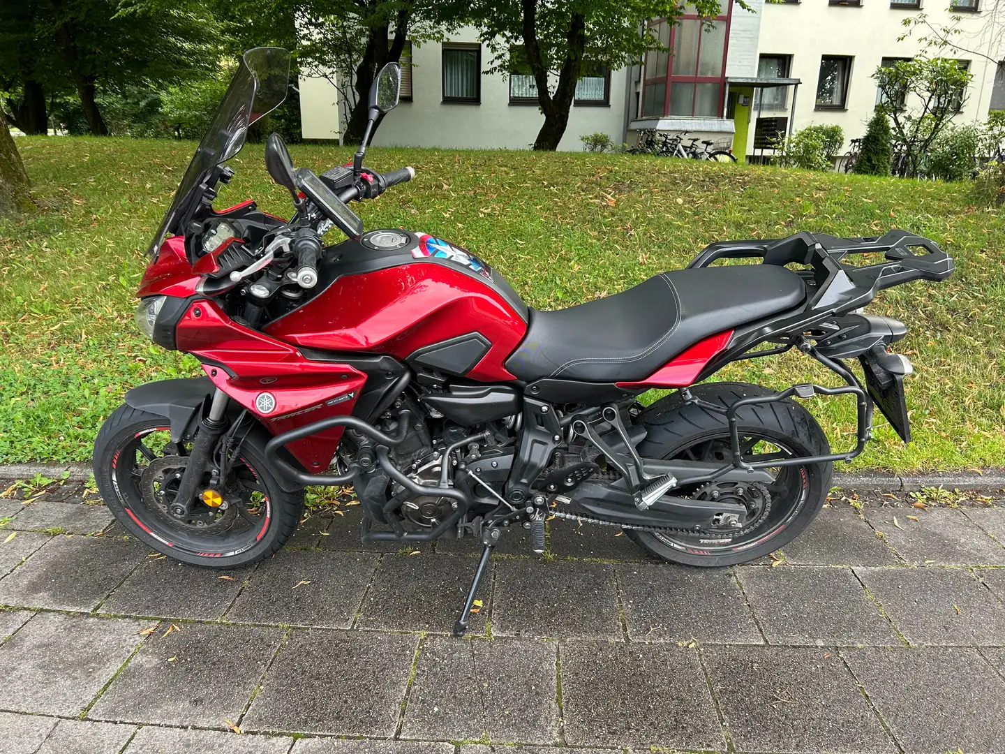 Yamaha Tracer 700 Rouge - 1