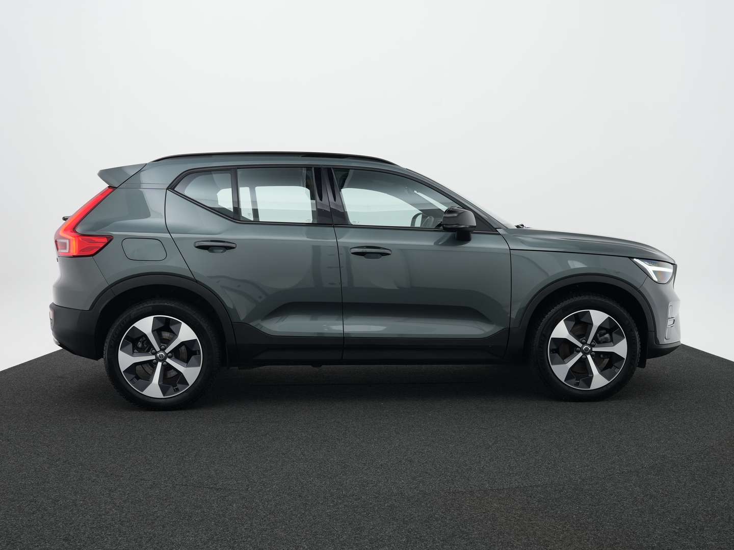 Volvo XC40 B4 Plus -  - Joinsteer - #3
