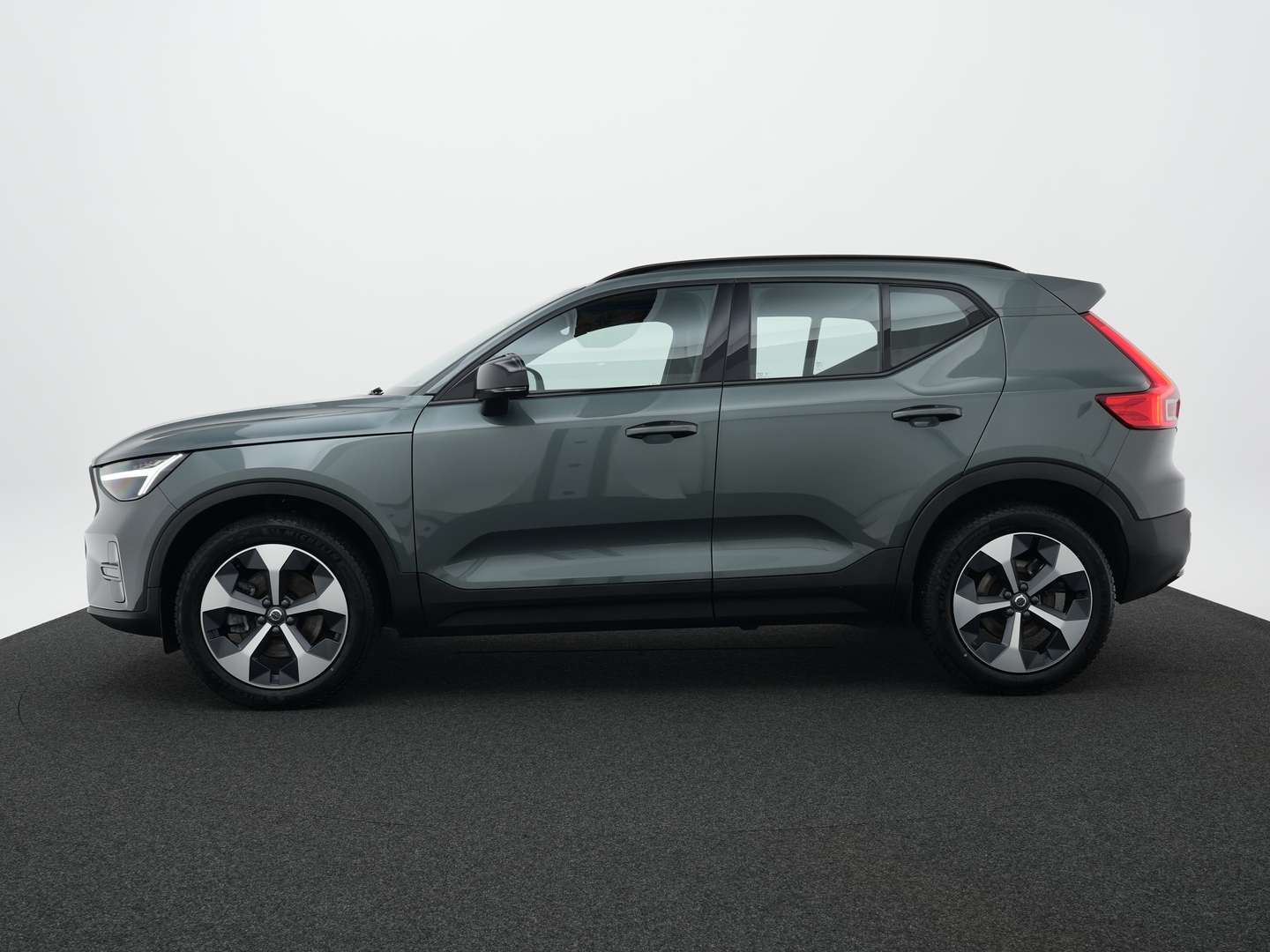 Volvo XC40 B4 Plus -  - Joinsteer - #2