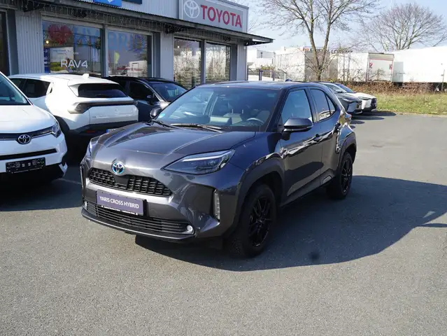Toyota Yaris Cross Hybrid FWD Team Deutschland