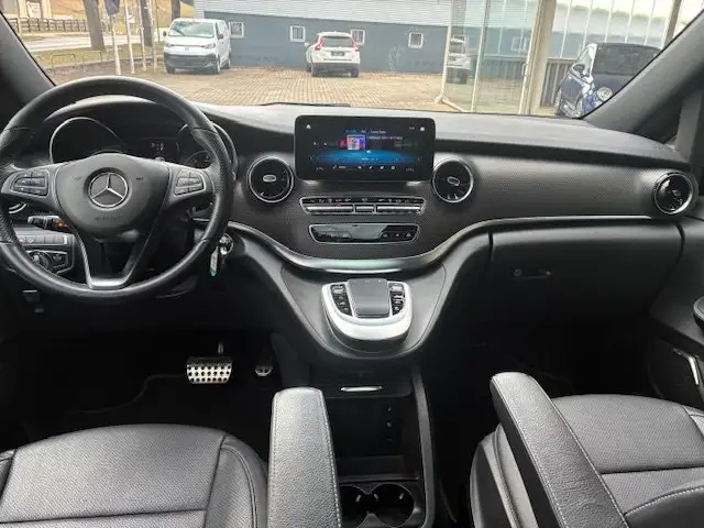Mercedes-Benz V 300 Kombi 4MATIC lang *TOP AUSSTATTUNG* Ansicht 5