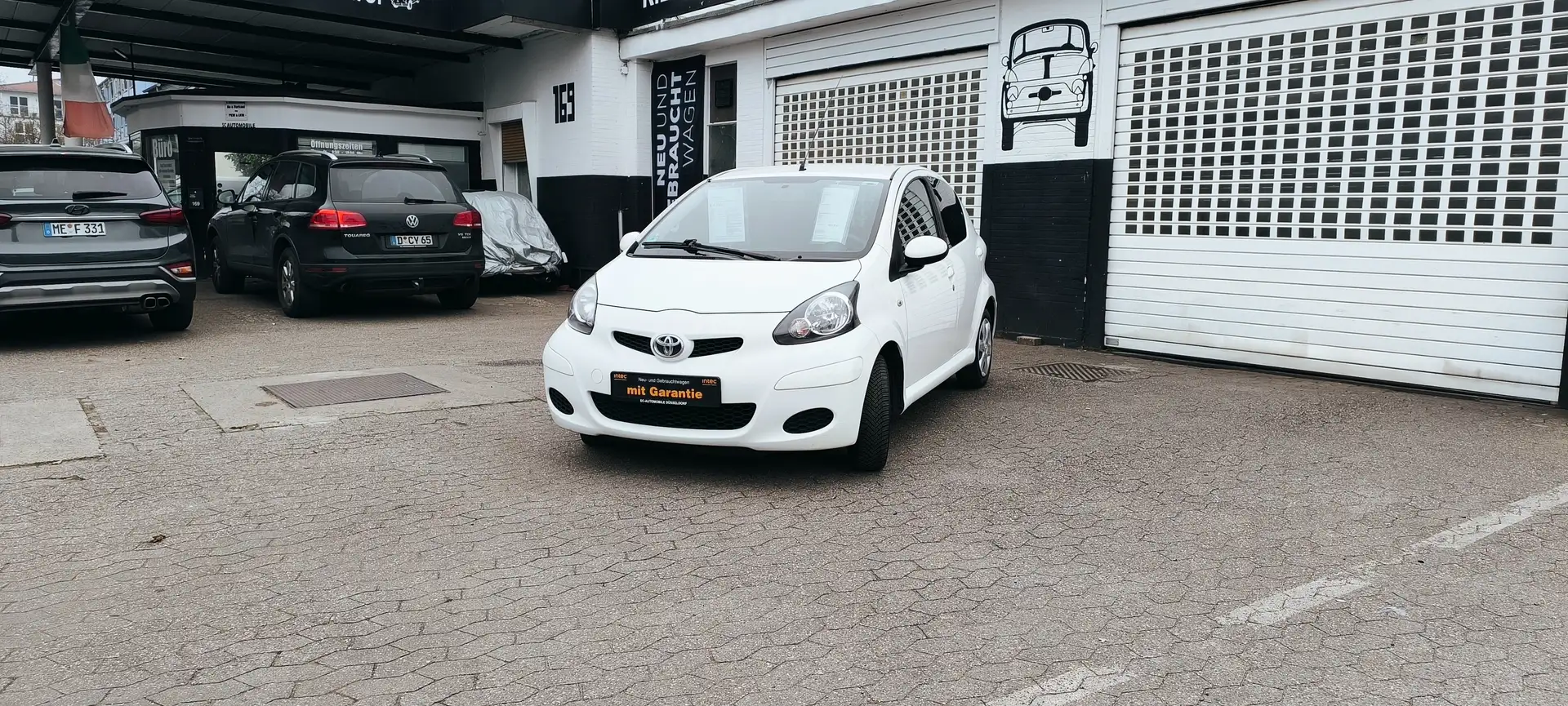 Toyota Aygo Edition*1.Hd°5Tr*Klima*ZV*Navi*Soundsystem* White - 1