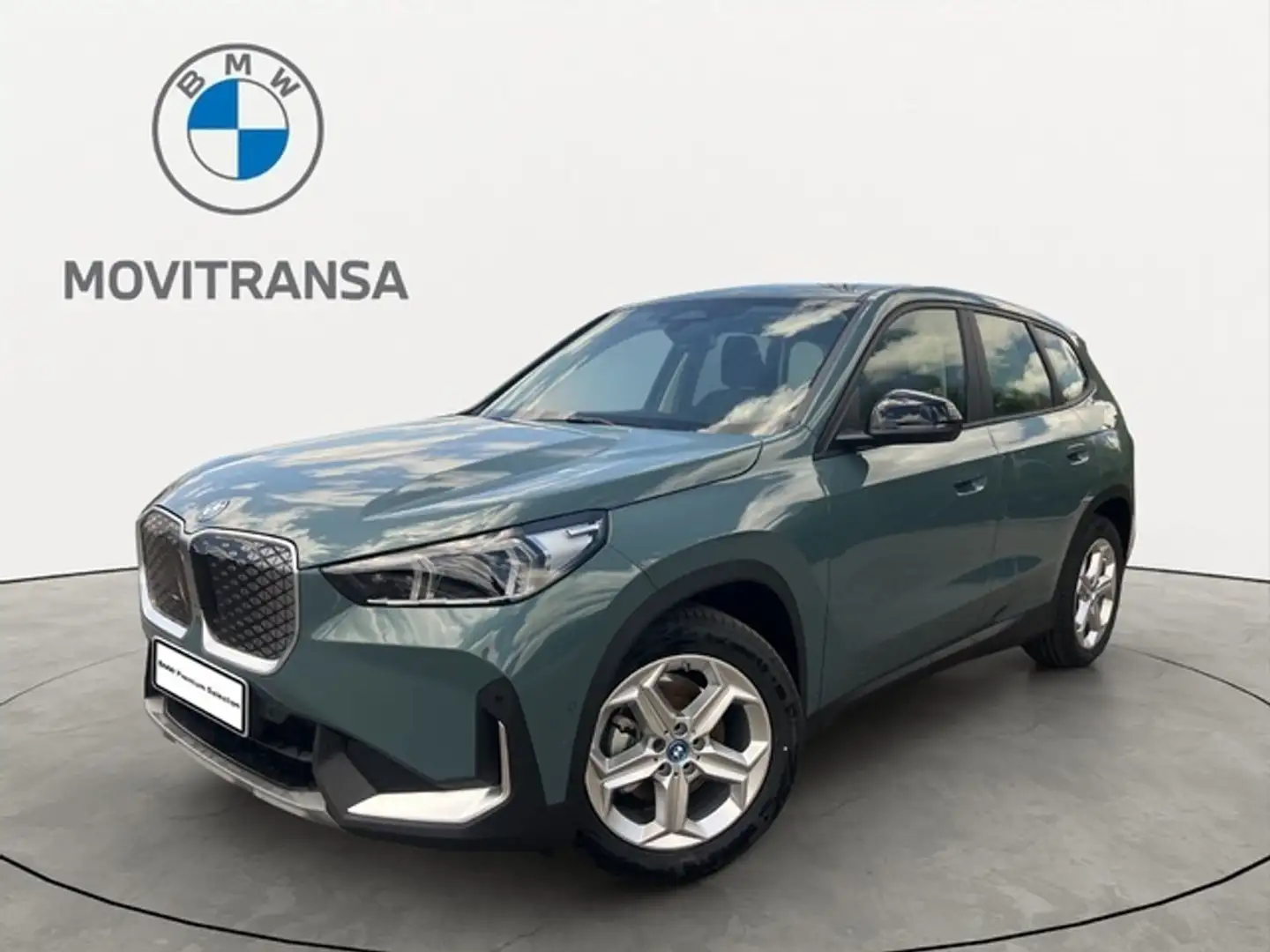 BMW iX1 eDrive20 Grün - 1