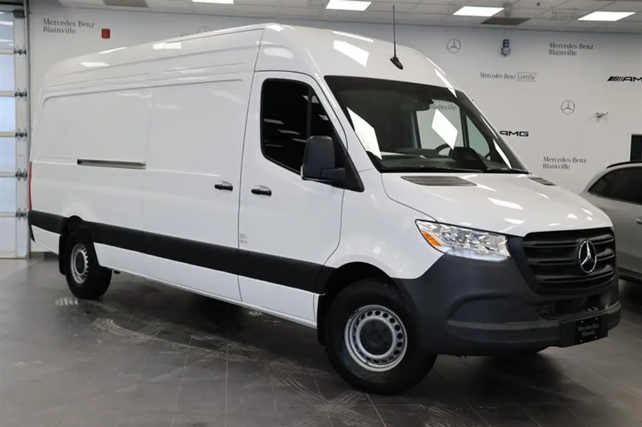 2025 Mercedes-Benz Sprinter