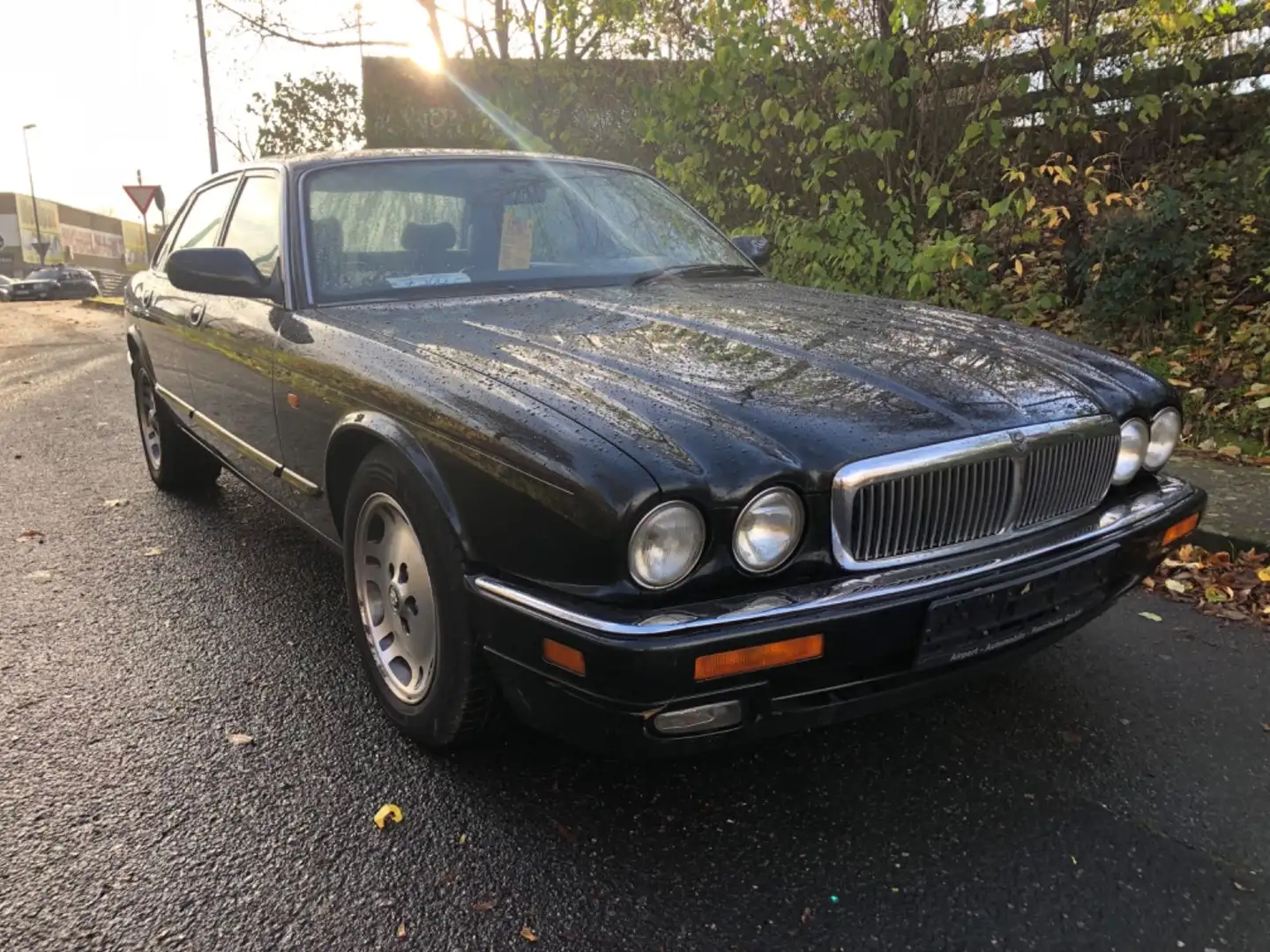 Jaguar XJ XL 3.2 Executive, TOP ! ! Tüv neu ! 1.Hd. Noir - 1