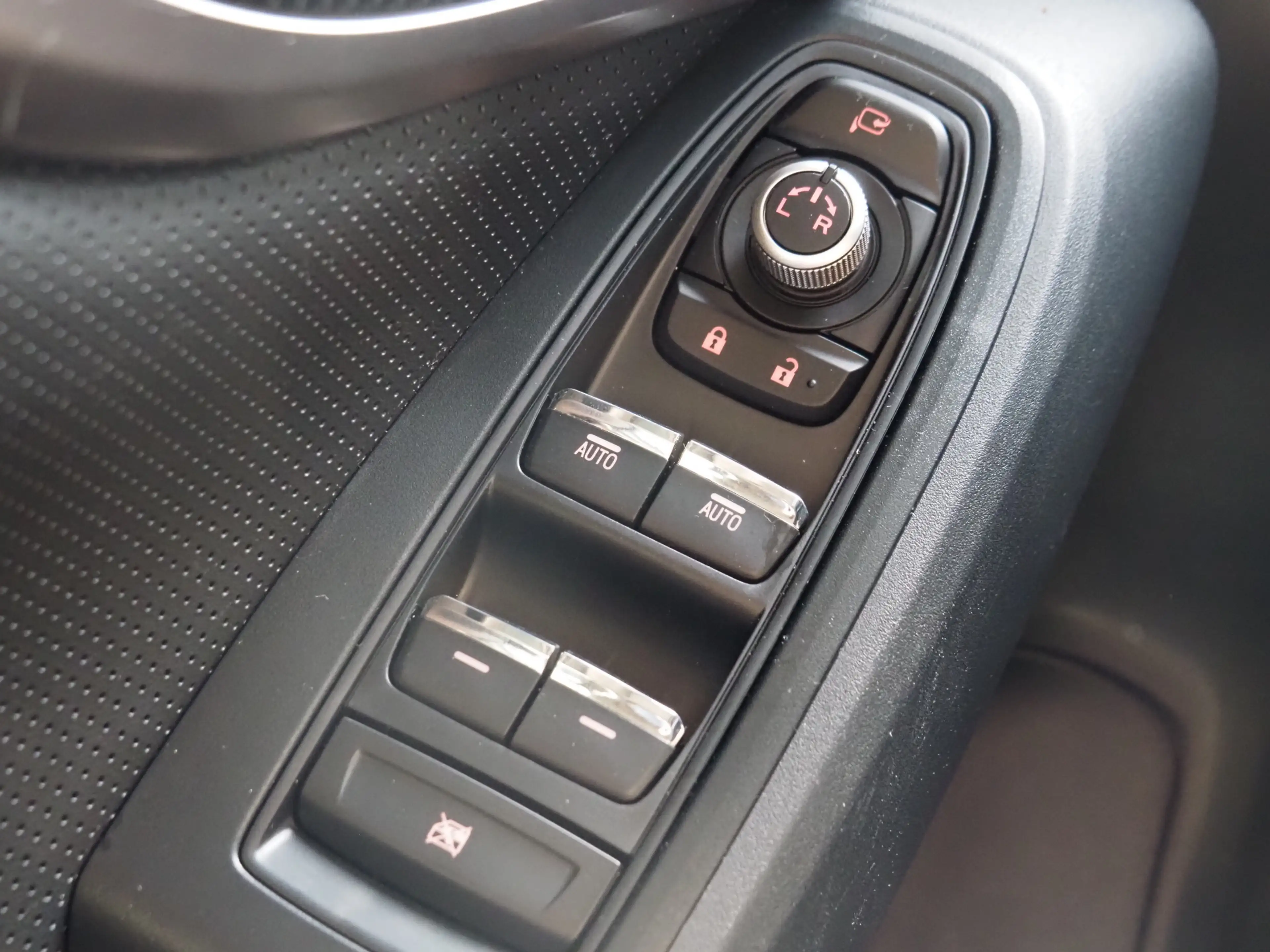 Subaru XV 2.0i e-BOXER Premium - Trekhaak - Dealer onderhoud — photo 25