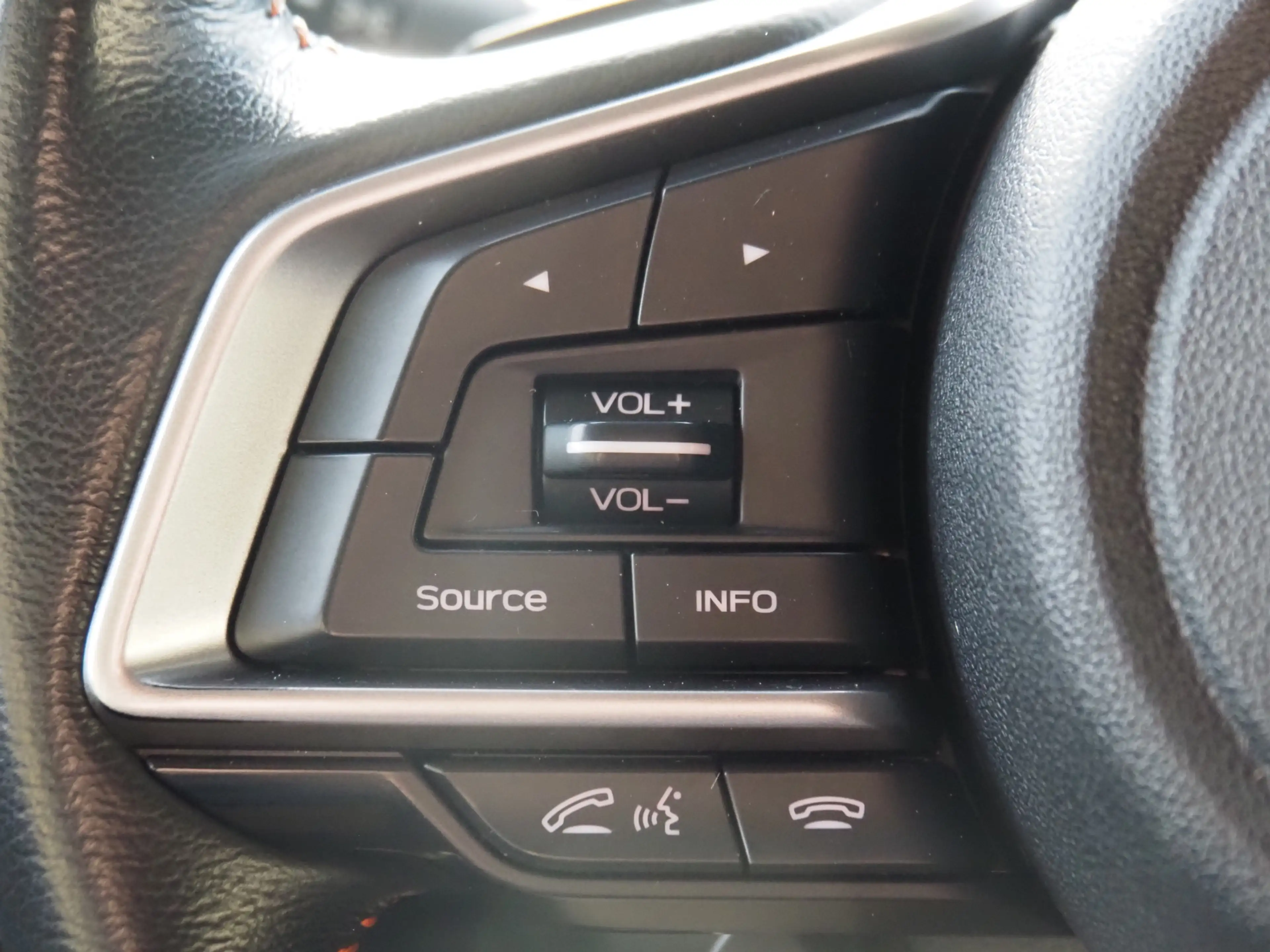 Subaru XV 2.0i e-BOXER Premium - Trekhaak - Dealer onderhoud — photo 13